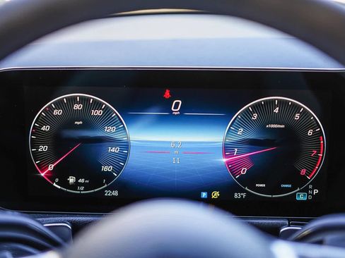 Used 2026 Mercedes-Benz GLB 250 image 30