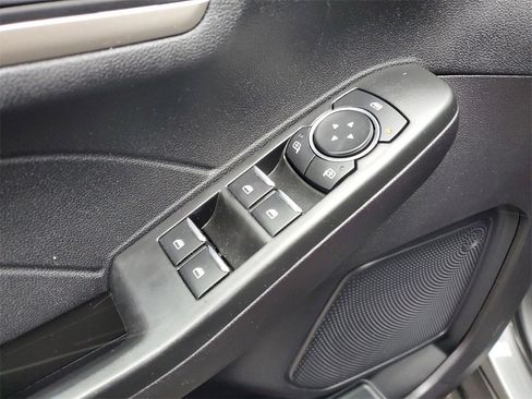 Used 2022 Ford Escape SEL image 20