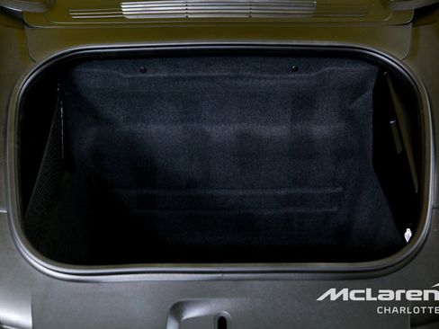 Used 2022 Porsche 911 Carrera 4S w/ Premium Package image 18