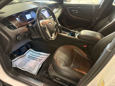 Used 2013 Ford Taurus Limited FWD image 22