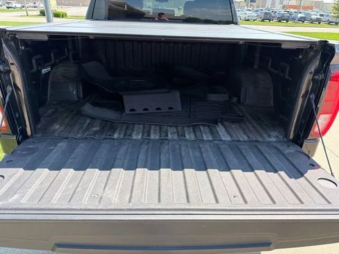 Used 2019 GMC Sierra 1500 Elevation w/ Elevation Value Package AWD/4WD image 5