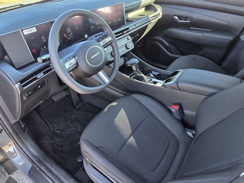 New 2026 Hyundai Tucson SE image 22