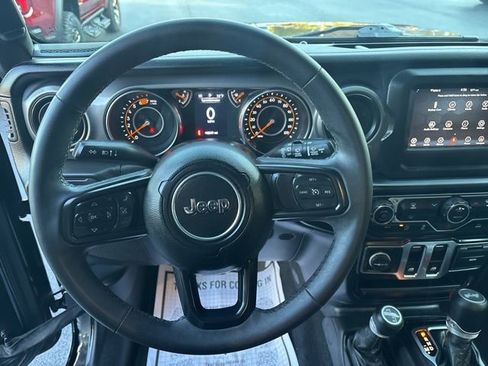 Used 2023 Jeep Wrangler Sport S image 31