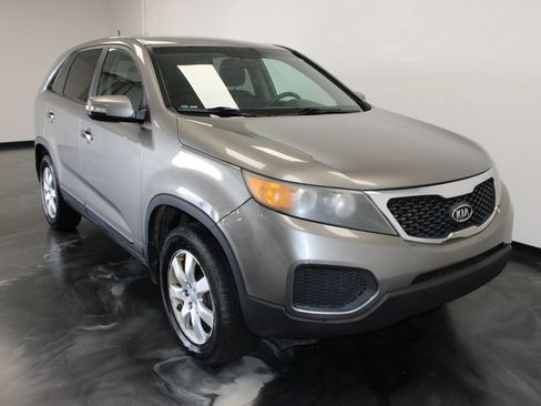 Used 2012 Kia Sorento FWD w/ Third Row Pkg image 31