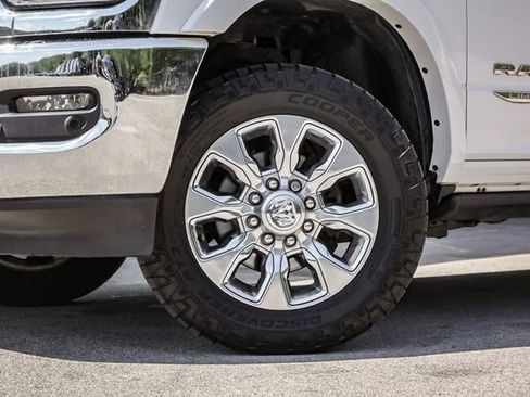 Used 2019 RAM 2500 Limited image 3