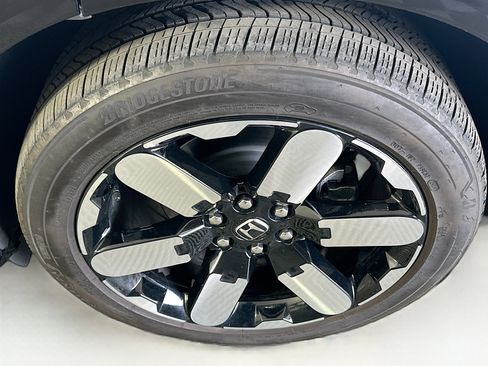 Used 2024 Honda Prologue Elite image 11