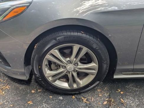 Used 2018 Hyundai Sonata Sport FWD image 9