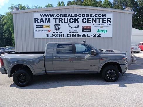 New 2026 RAM 3500 Limited AWD/4WD image 2