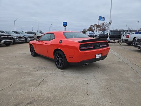 Used 2021 Dodge Challenger SXT w/ Blacktop Package image 6