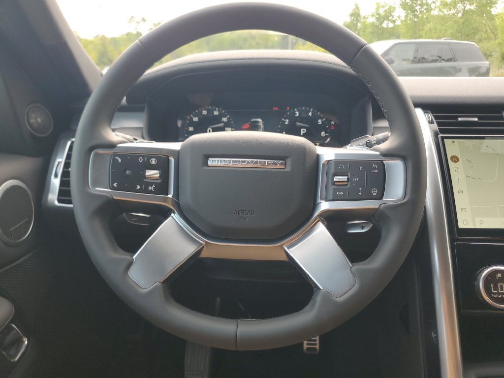 New 2026 Land Rover Discovery Dynamic SE AWD/4WD image 29