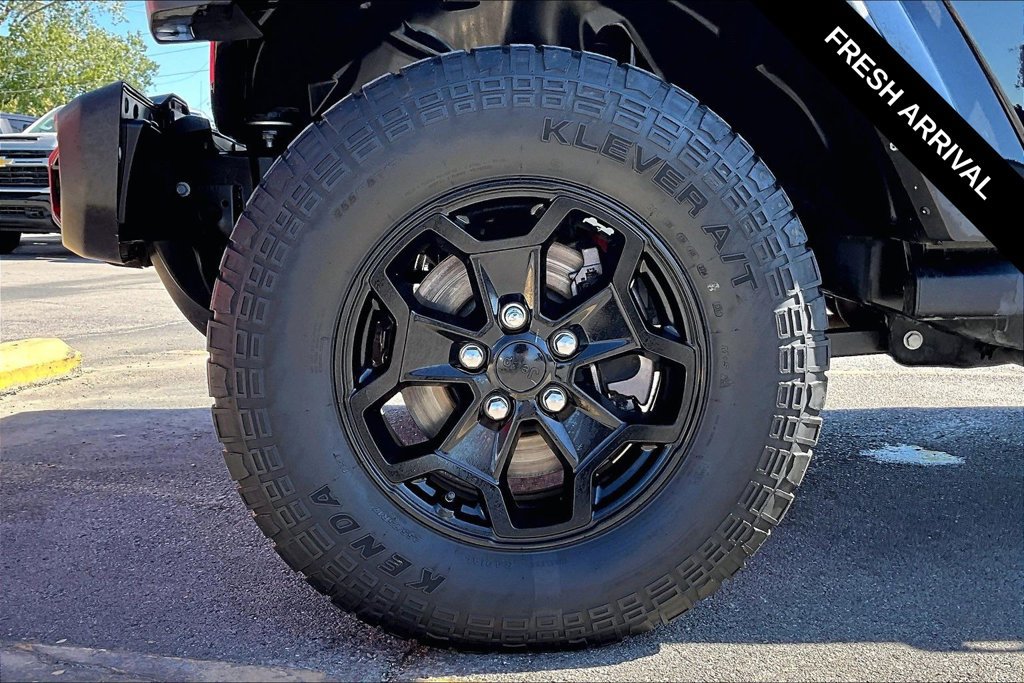Used 2022 Jeep Gladiator Sport AWD/4WD image 32