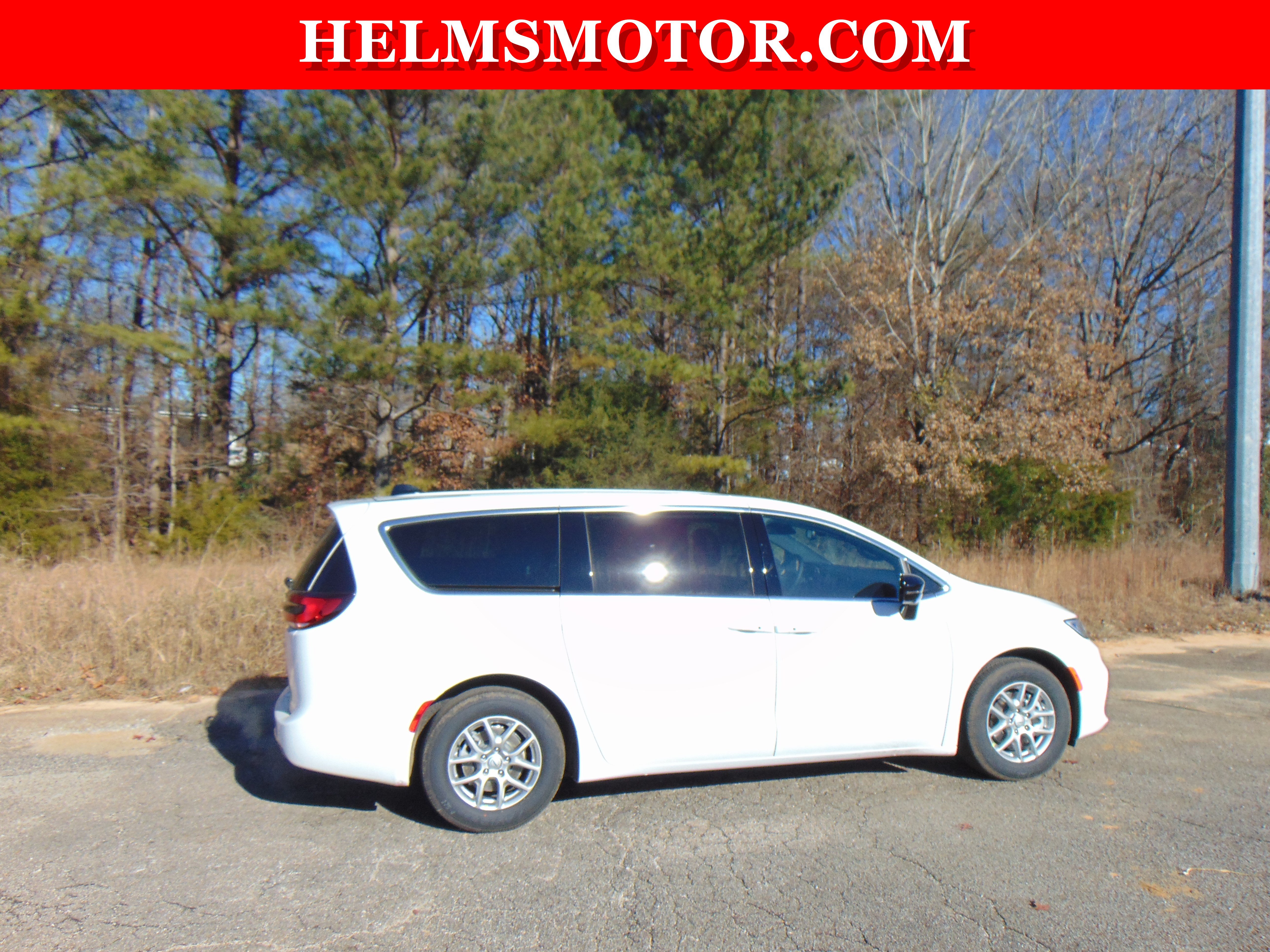 New 2026 Chrysler Pacifica Select FWD image 20