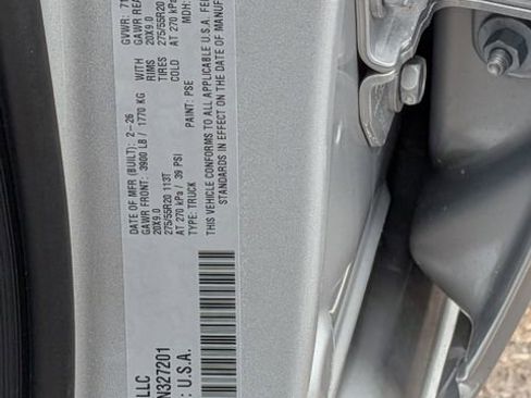 New 2026 RAM 1500 4x4 Crew Cab image 28