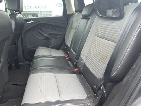 Used 2017 Ford Escape SE w/ Equipment Group 201A FWD image 10