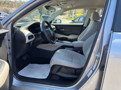 Used 2024 Honda HR-V LX image 9