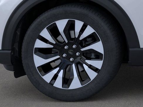 New 2026 Ford Explorer Platinum image 19