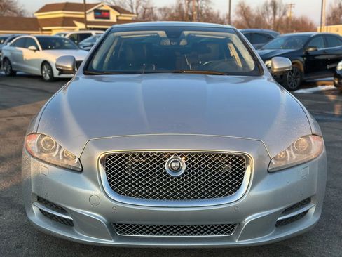 Used 2011 Jaguar XJ L image 3