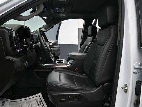 Used 2024 Chevrolet Silverado 2500 LTZ w/ LTZ Convenience Package image 15