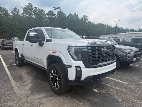 Used 2024 GMC Sierra 2500 Denali Ultimate w/ Max Trailering Package AWD/4WD image 1