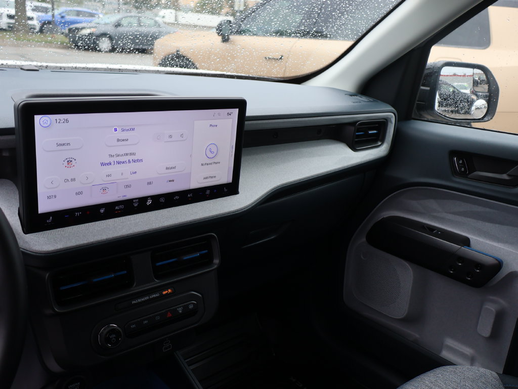 Used 2025 Ford Maverick XLT w/ XLT Luxury Package FWD image 37
