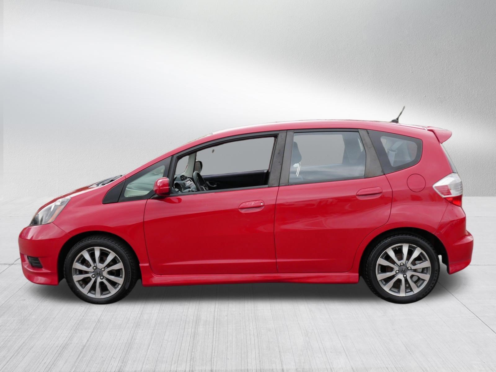 Used 2013 Honda Fit Sport image 4