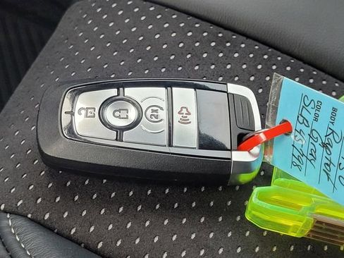 New 2025 Ford Bronco Raptor image 27