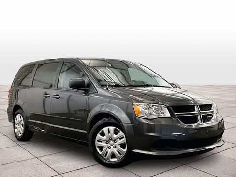 Used 2017 Dodge Grand Caravan SE w/ Power Window Group FWD image 3