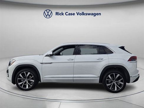 New 2026 Volkswagen Atlas Cross Sport SEL Premium R-Line image 2