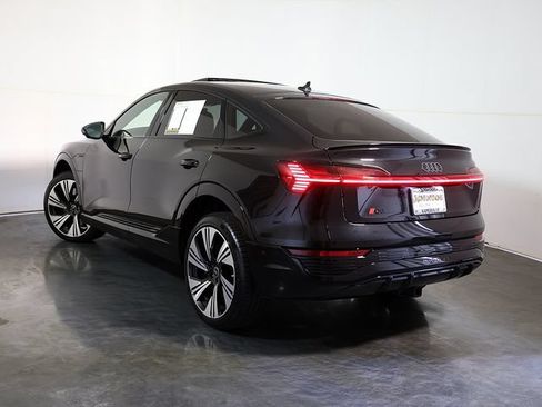 Used 2024 Audi Q8 e-tron Prestige w/ Prestige Package AWD/4WD image 2