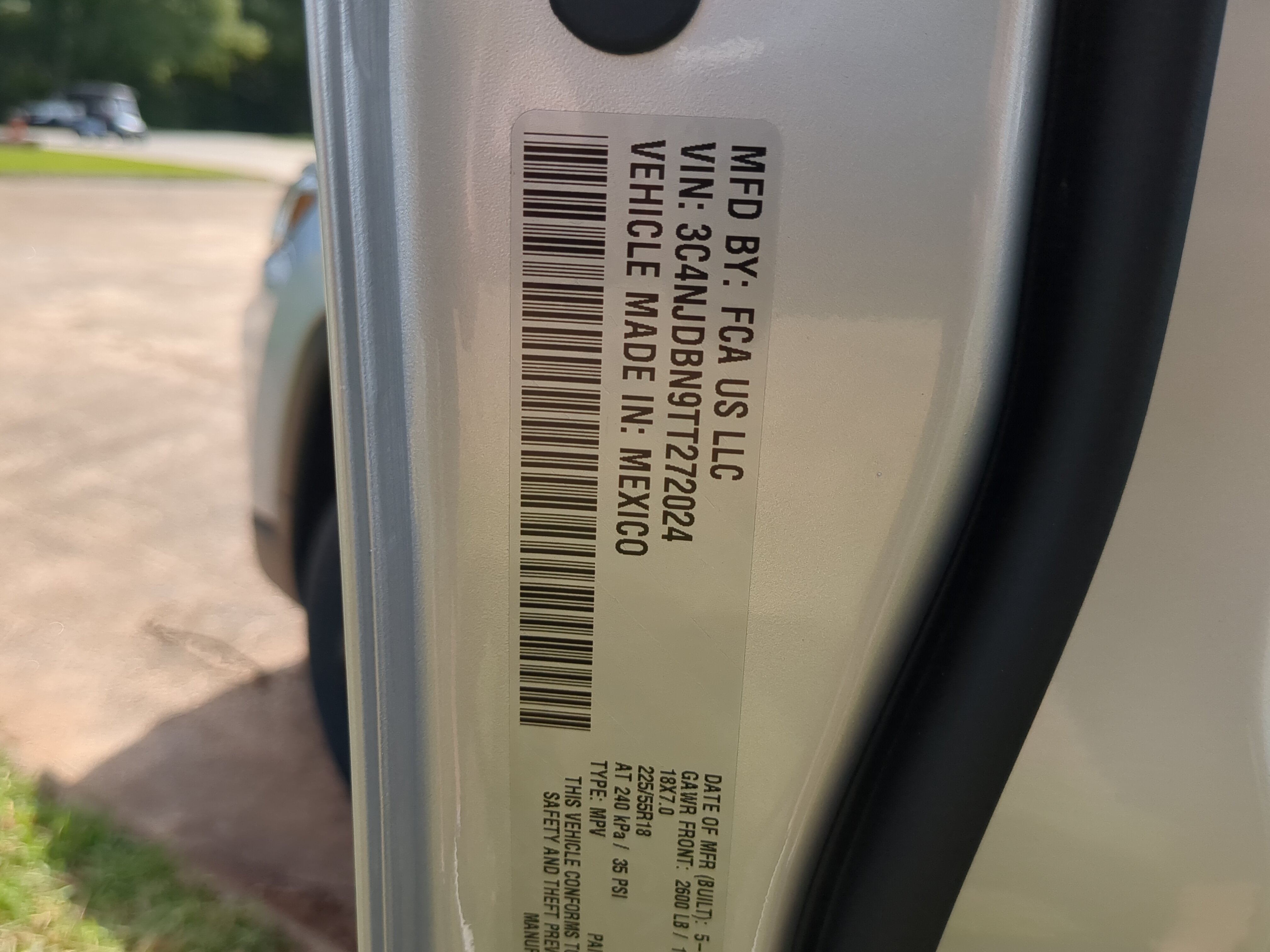 New 2026 Jeep Compass Latitude AWD/4WD image 25