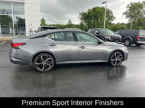 Certified 2023 Nissan Altima 2.5 SR w/ SR Premium Package FWD image 15