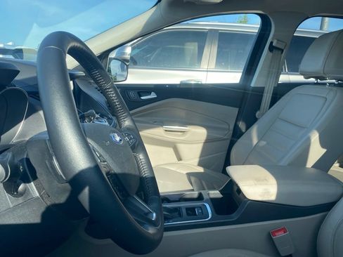 Used 2017 Ford Escape Titanium AWD/4WD image 13