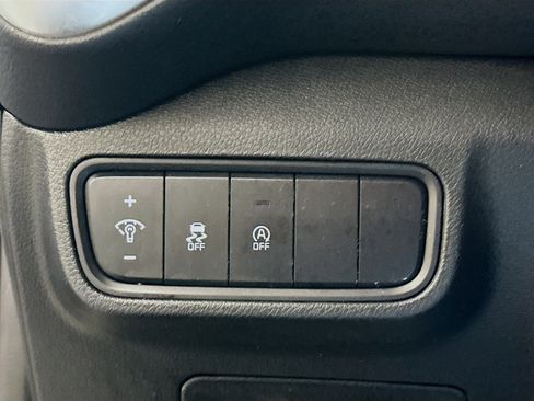 Used 2025 Kia Soul LX w/ LX Technology Package image 17