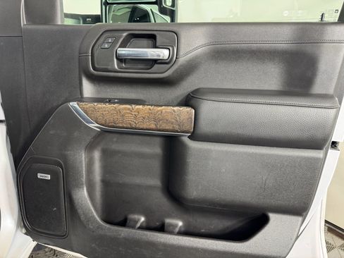 Used 2020 GMC Sierra 3500 Denali w/ Denali Ultimate Package image 37
