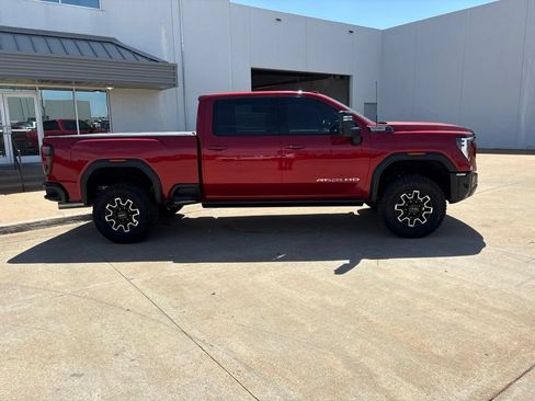 Used 2026 GMC Sierra 2500 AT4X AWD/4WD image 4