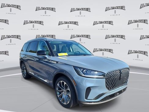 New 2026 Lincoln Aviator 2WD image 7