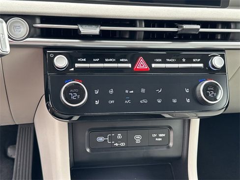 New 2026 Hyundai Tucson Limited image 25