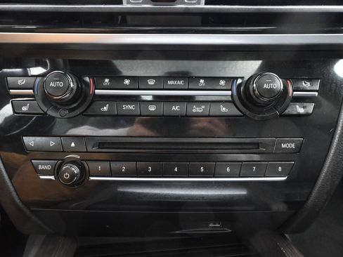 Used 2017 BMW X5 xDrive50i image 16