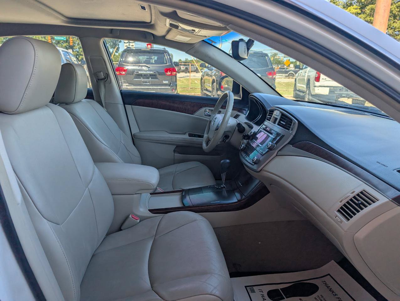 Used 2011 Toyota Avalon FWD image 21
