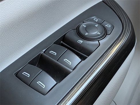 Used 2017 GMC Acadia SLT image 25