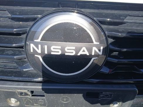 Used 2024 Nissan Sentra SV FWD image 2