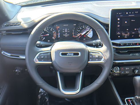 New 2026 Jeep Compass Limited image 20