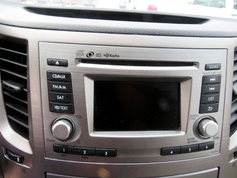 Used 2014 Subaru Outback 2.5i Premium w/ Moonroof Package image 15