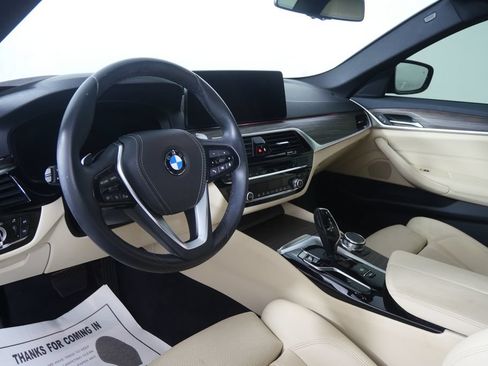Certified 2023 BMW 530i w/ Convenience Package RWD image 12