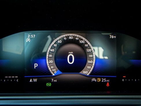 New 2026 Volkswagen Taos SE FWD image 35