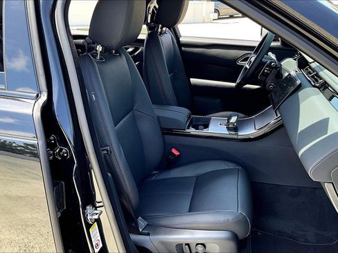 New 2026 Land Rover Range Rover Velar Dynamic SE image 8