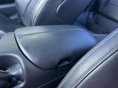 Used 2016 Ford Mustang GT Premium image 34