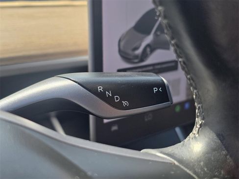 Used 2018 Tesla Model 3 Long Range image 13