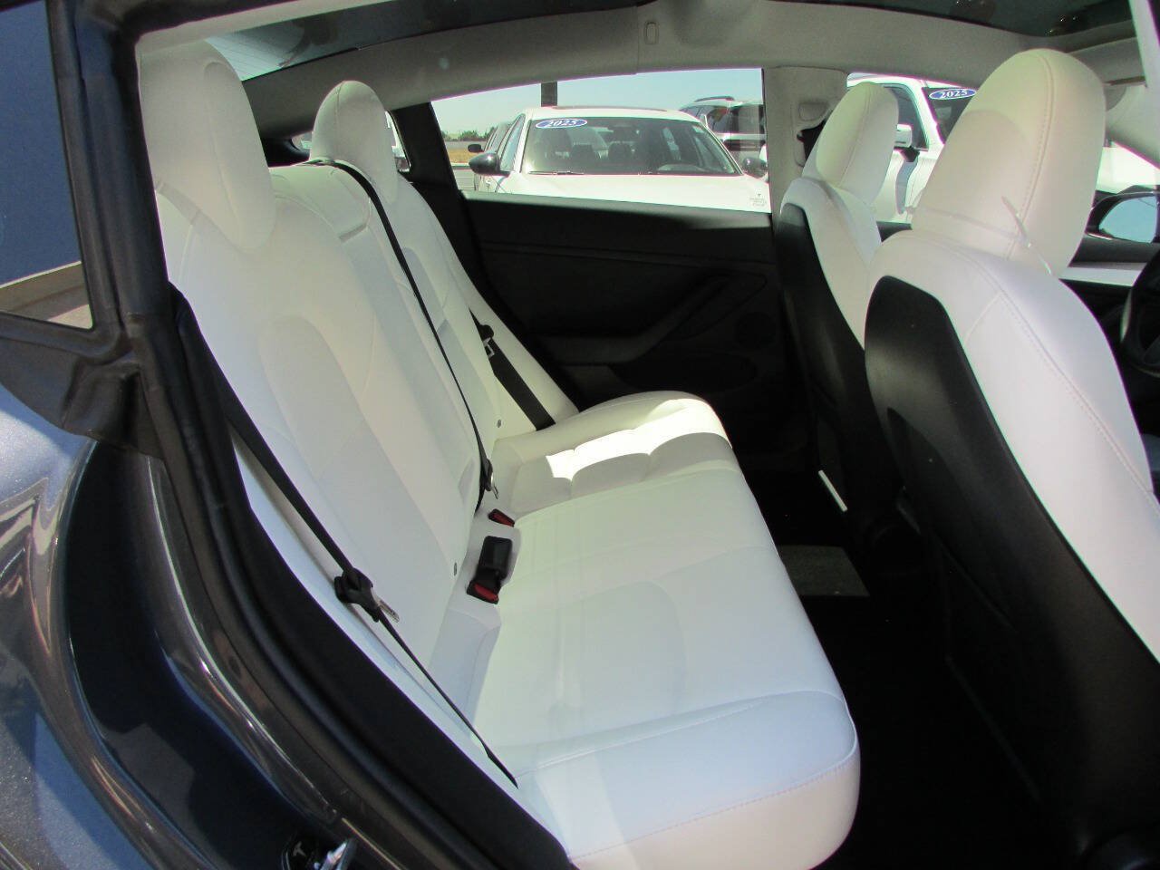 Used 2023 Tesla Model 3 Standard Range RWD image 30
