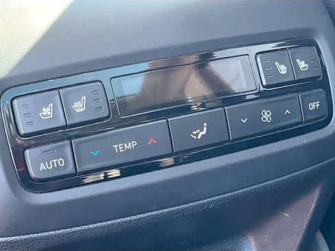 Used 2023 Hyundai Palisade Limited image 27